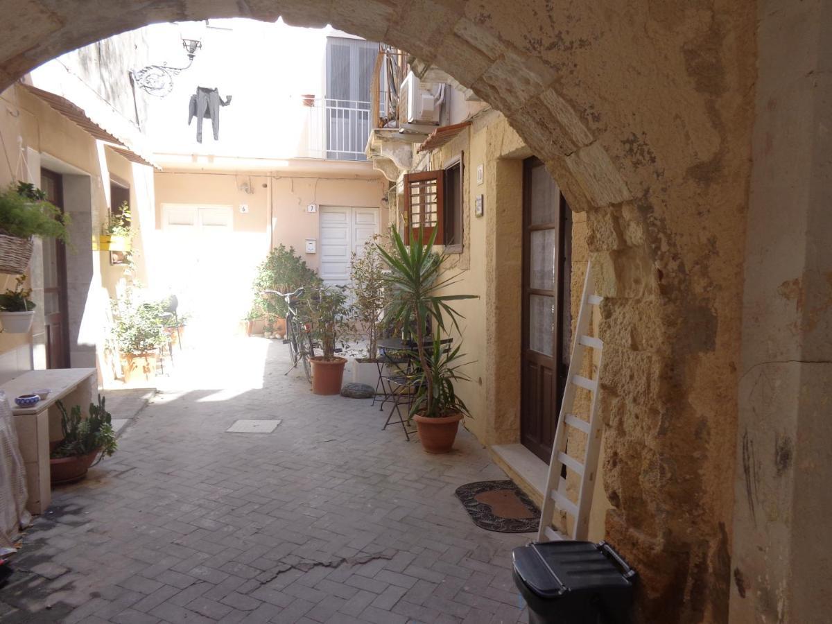 Casa Gaia Ortigia Holiday Home シラクーサ エクステリア 写真
